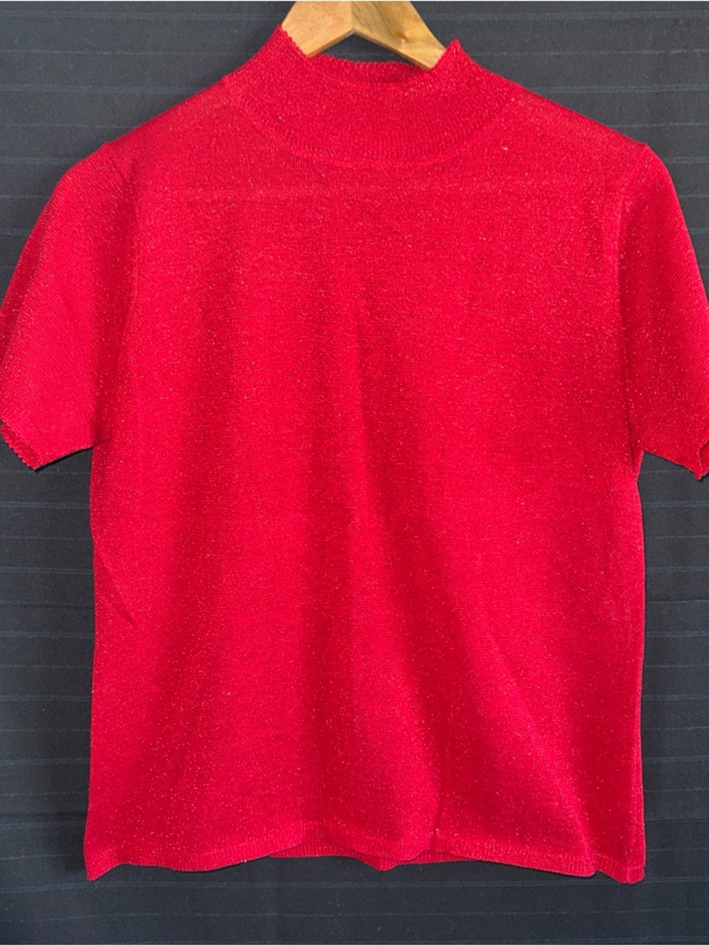 Sag Harbor Red Sparkle Short Sleeve Knit Mock Neck Shirt Medium Holiday Party